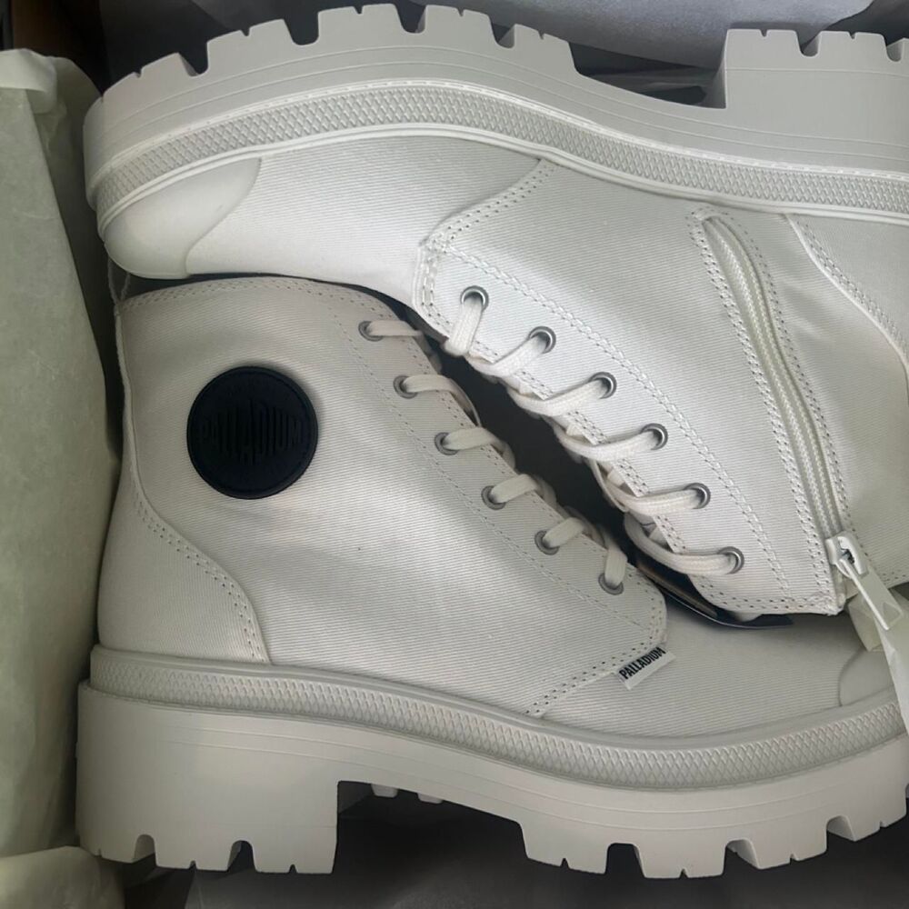 Palladium Women's White Trainers